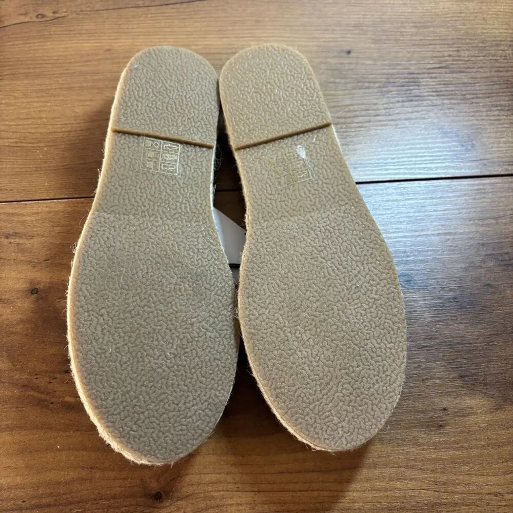 NWT Urban Outfitters Aloha Tropical Espadrilles Flats Womens Size 6